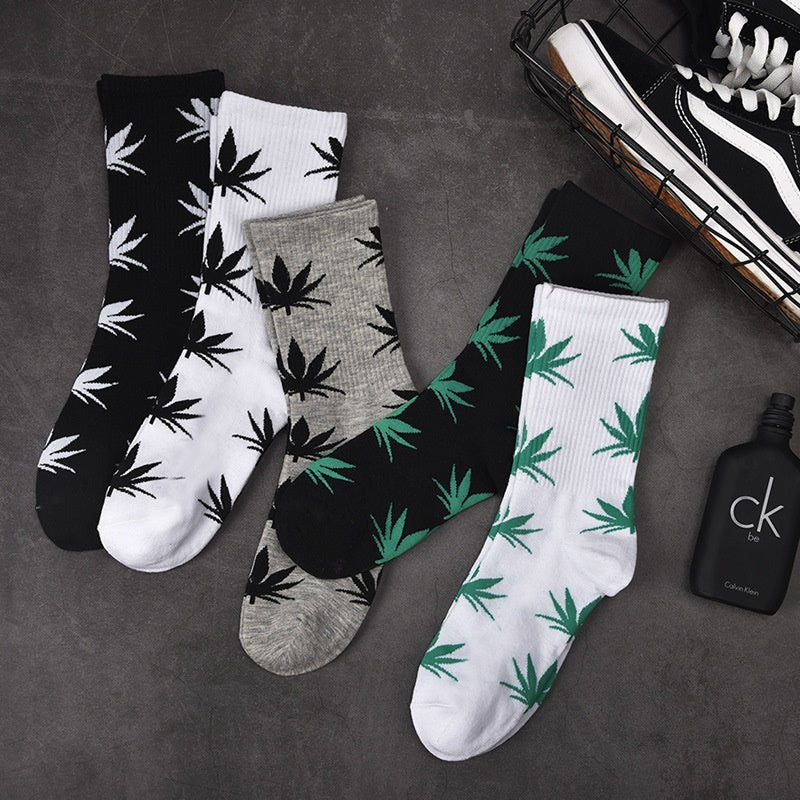 spring and autumn casual long paragraph weed boat socks Fashion comfortable high quality cotton socks  leaf maple leaves